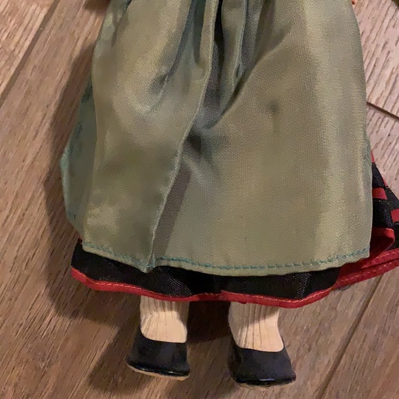 Vintage doll from Germany probably 53 ish years old - Picture 3 of 4